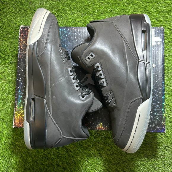 Jordan 3 Retro - Picture 4 of 5